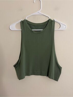 Women's Olive Green Sleeveless Crop Tank Top Avacado Small Medium yoga gym
